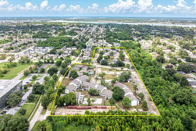 Plus de détails pour 2200 Westbend Pky, New Orleans, LA - Logement à vendre