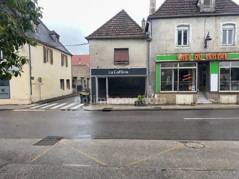 Local commercial dans Pontailler-sur-Saône à louer - Photo de l’immeuble – Image 3 sur 3