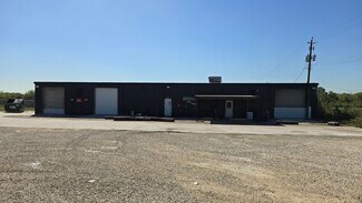 Plus de détails pour 1801 Decker Dr, Baytown, TX - Local d'activités à louer
