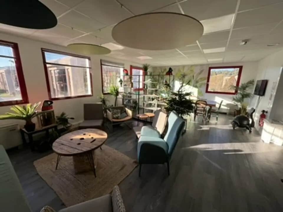 Bureau dans Meyreuil à vendre Photo intérieure– Image 1 sur 7