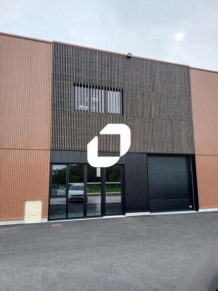 32 Rue De La Communauté, Le Bignon à vendre - Photo de l’immeuble – Image 2 sur 12