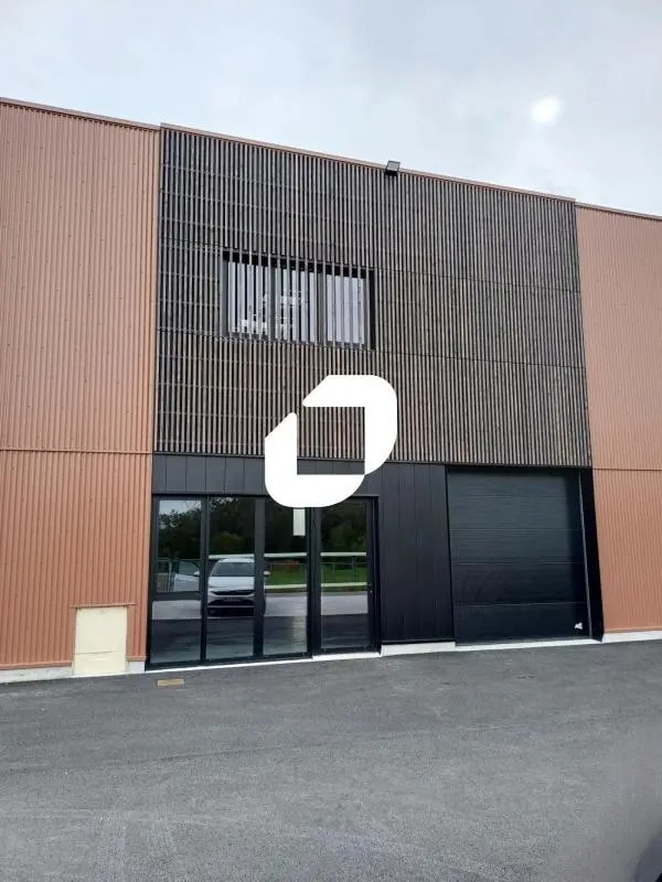 Plus de détails pour 32 Rue De La Communauté, Le Bignon - Local d’activités à vendre