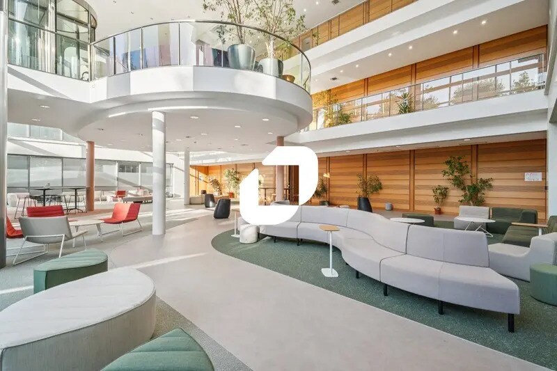 Bureau dans Roissy-en-France à louer - Photo de l’immeuble – Image 3 sur 20