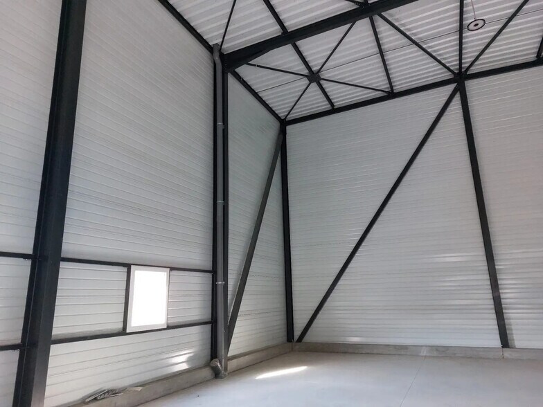 20 Rue De La Création, Brignoles à louer - Photo de l’immeuble – Image 2 sur 7