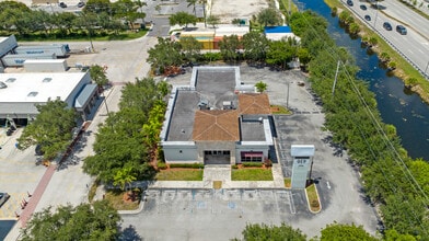 17930 NW 57th Ave, Hialeah, FL - VUE AÉRIENNE  vue de carte - Image1