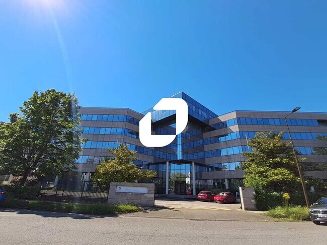 Plus de détails pour Bureau, Local d'activités à louer