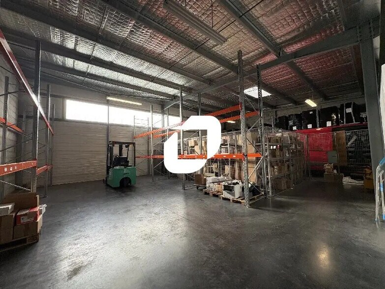 Local d’activités dans Yvrac à louer - Photo de l’immeuble – Image 1 sur 8