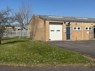 Plus de détails pour 7-10 Butts Close, Thornton Cleveleys - Industriel/Logistique à louer