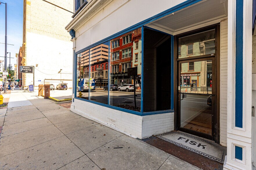814-816 Main St, Cincinnati, OH à louer - Photo de l’immeuble – Image 3 sur 10