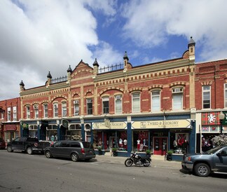 Plus de détails pour 179-191 Queen St, Scugog, ON - Local commercial à vendre