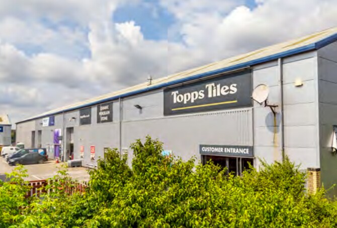 6-9 Braintree Rd, Shalford à vendre Photo principale– Image 1 sur 1