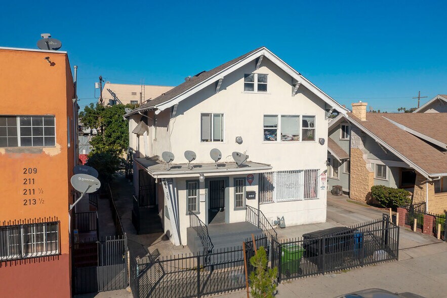 205-207 W Vernon Ave, Los Angeles, CA à vendre - Photo de l’immeuble – Image 3 sur 15