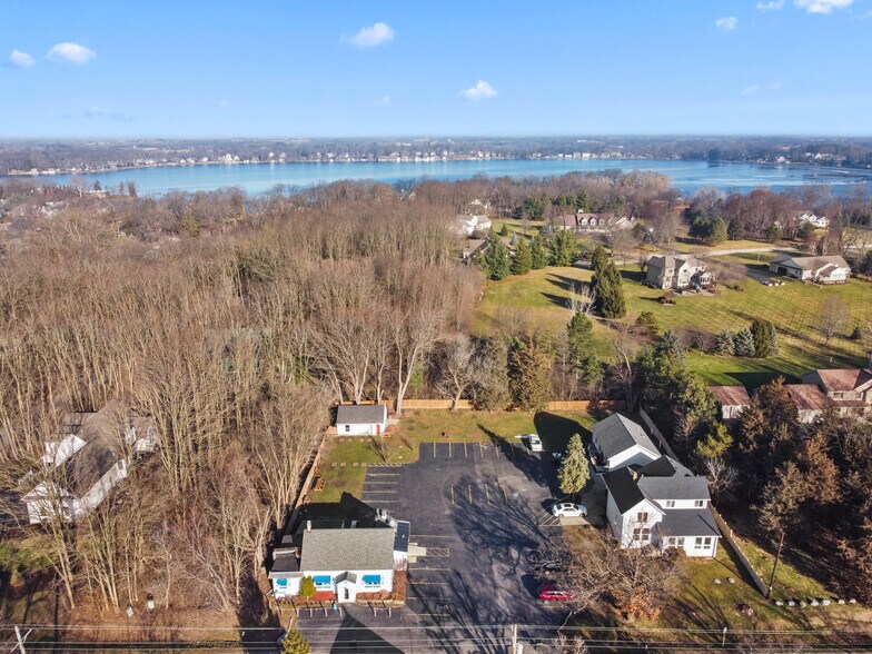 39918 93rd St, Genoa City, WI à vendre - Photo de l’immeuble – Image 2 sur 23