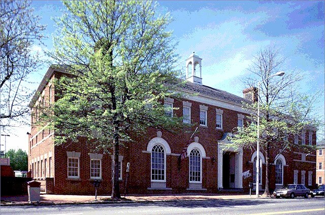 330 N Washington St, Alexandria, VA à louer - Photo de l’immeuble – Image 3 sur 4