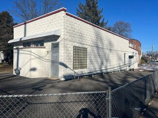 Plus de détails pour 4118 Queensbury Rd, Hyattsville, MD - Local commercial à louer