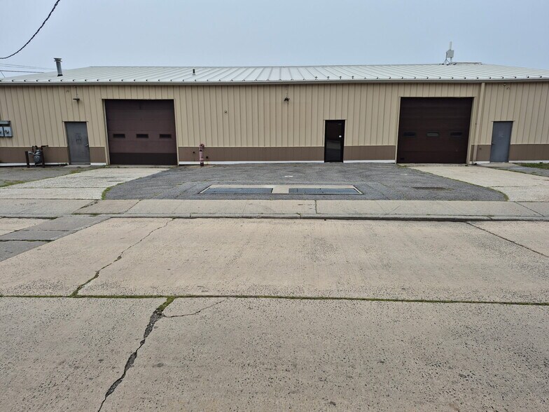 61 Water St, Ossining, NY à louer - Photo de l’immeuble – Image 2 sur 5