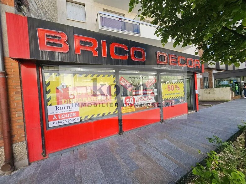 Local commercial dans Clamart à louer - Photo de l’immeuble – Image 1 sur 10