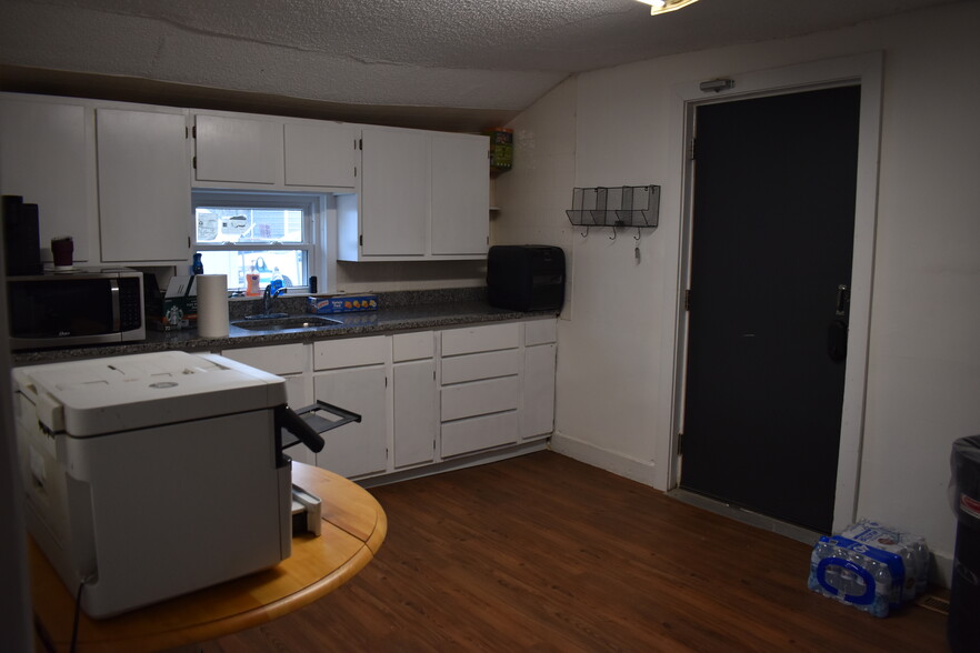 2842 Logan St, Nashville, TN à louer - Photo de l’immeuble – Image 3 sur 8