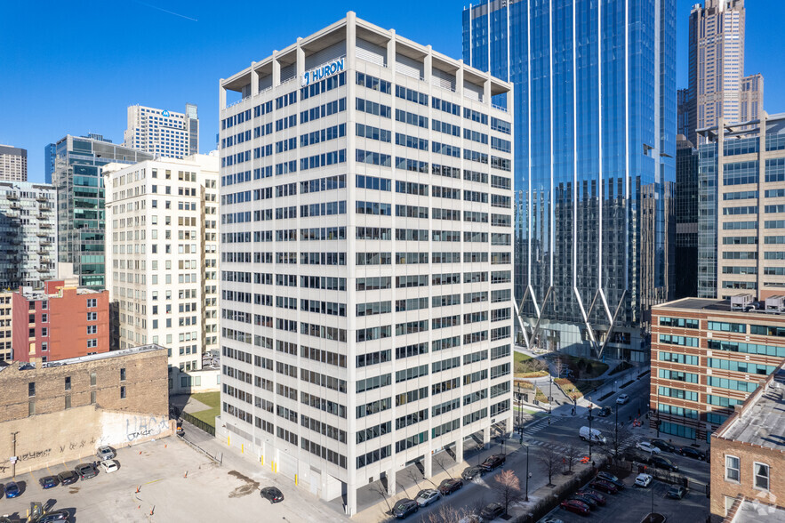 550 W Van Buren St, Chicago, IL à louer - Photo de l’immeuble – Image 1 sur 12