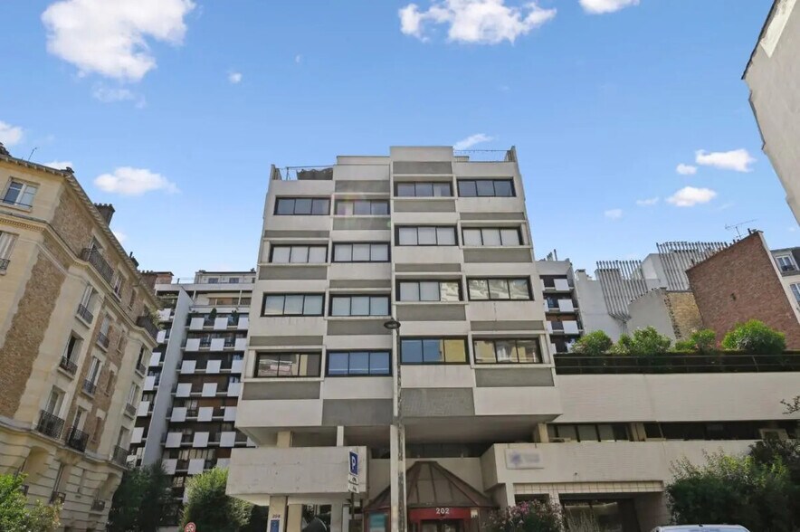 202-204 Rue De La Croix Nivert, Paris à louer - Photo de l’immeuble – Image 1 sur 12