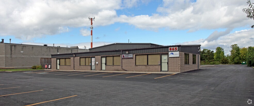 865 Westney Rd S, Ajax, ON à vendre - Photo de l’immeuble – Image 2 sur 2