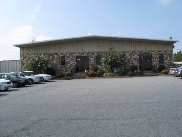 108 Northeast Dr, Spartanburg, SC à louer - Photo principale – Image 1 sur 6