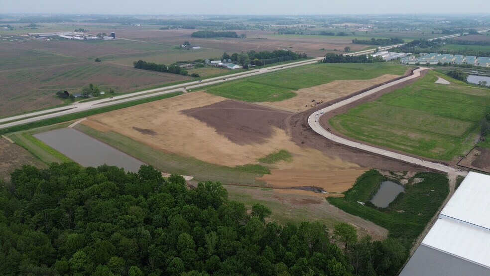 Highway 57, Fredonia, WI à vendre - Photo de l’immeuble – Image 2 sur 3
