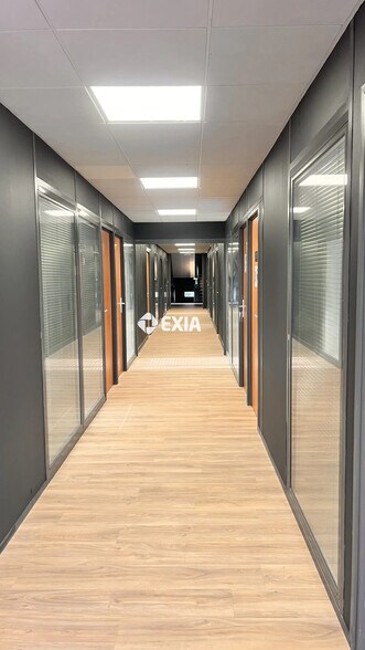 8 Rue Lavoisier, Ingré à louer - Photo de l’immeuble – Image 3 sur 6