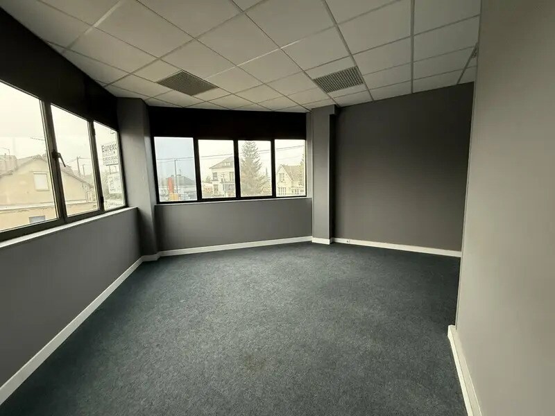 Bureau dans Beauvais à louer Photo intérieure– Image 1 sur 33