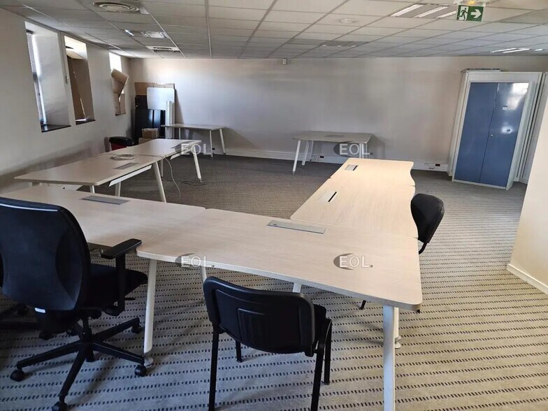 Bureau dans Ivry-sur-Seine à louer - Photo de l’immeuble – Image 3 sur 11