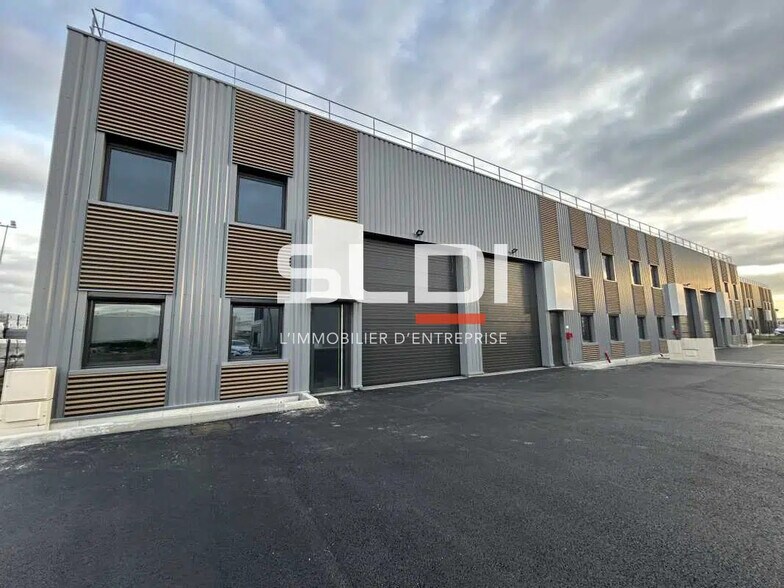 Bureau dans Villefranche-sur-Saône à louer - Photo de l’immeuble – Image 3 sur 8