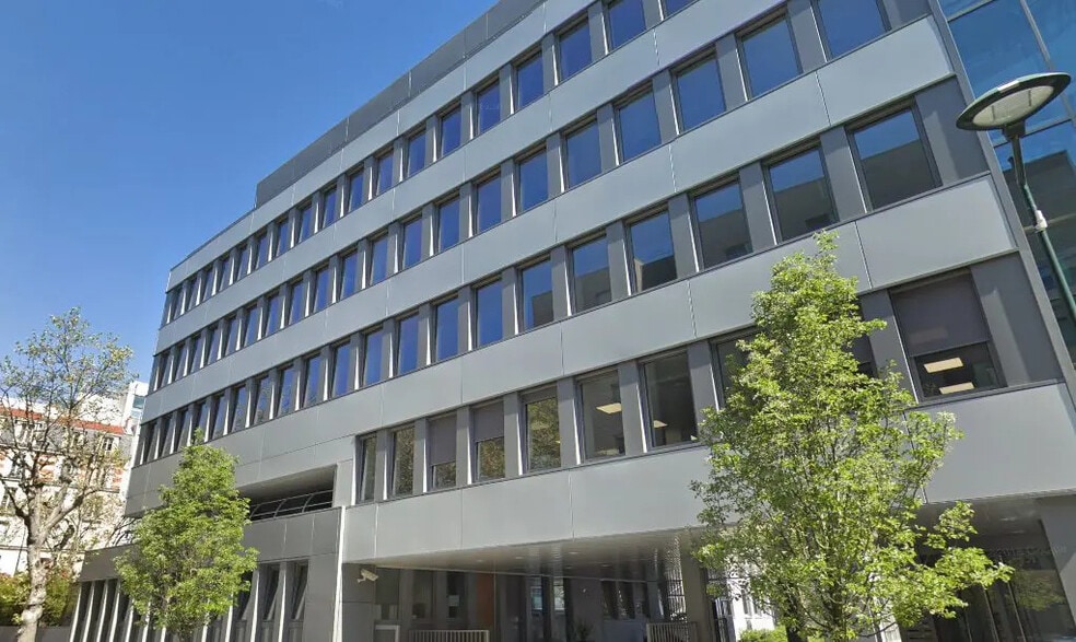 Bureau dans Clichy à louer - Photo de l’immeuble – Image 1 sur 12