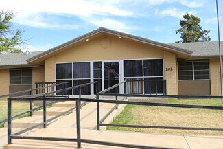 Plus de détails pour 202 W 3rd St, Hale Center, TX - Santé à vendre