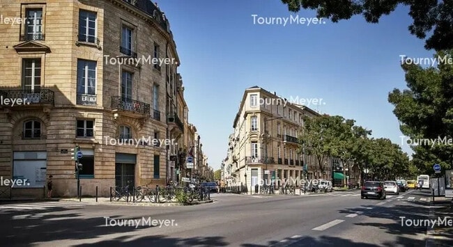 Plus de détails pour Local commercial à louer
