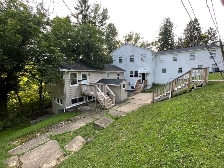 23 Unit Multi-family portefeuille de 1 biens à vendre sur LoopNet.fr - Photo de l’immeuble – Image 3 sur 30