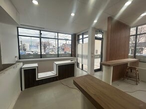 533 Concession St, Hamilton, ON à louer Photo intérieure– Image 2 sur 6