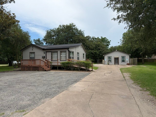 4702 Walnut St, Pearland, TX à vendre Photo de l’immeuble– Image 1 sur 7