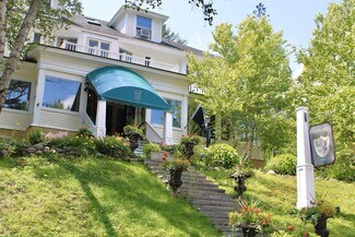 Plus de détails pour 39 Interlaken Ave, Lake Placid, NY - Hôtellerie à vendre