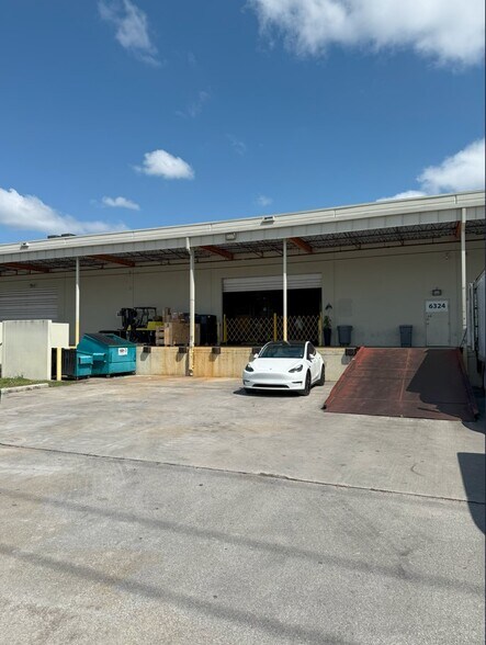 6300-6332 NW 97th Ave, Miami, FL à vendre - Photo de l’immeuble – Image 3 sur 22