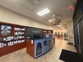 9480 S Eastern Ave, Las Vegas, NV à louer Photo intérieure– Image 1 sur 6