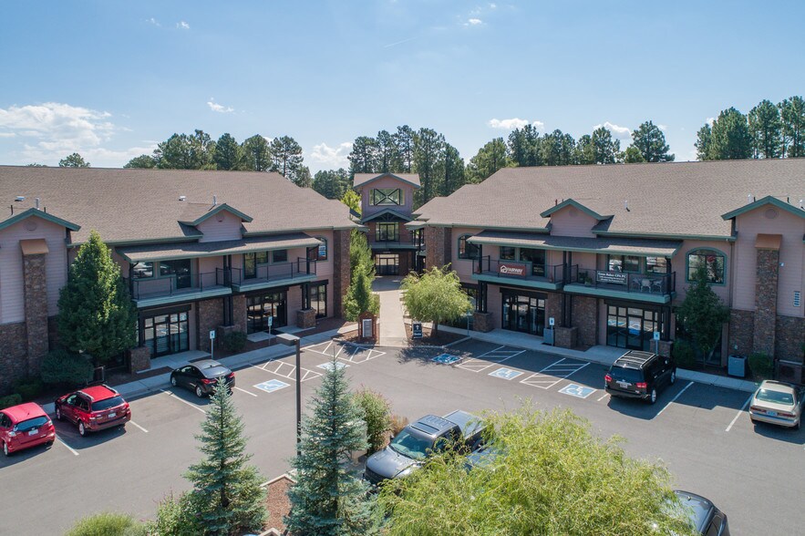 1600 W University Ave, Flagstaff, AZ à louer - Photo de l’immeuble – Image 3 sur 6