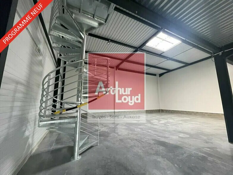 Industriel/Logistique dans Auxerre à louer - Photo intérieure – Image 3 sur 5