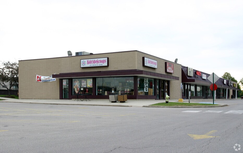 2075 Prairie St, Saint Charles, IL à louer - Photo de l’immeuble – Image 2 sur 3