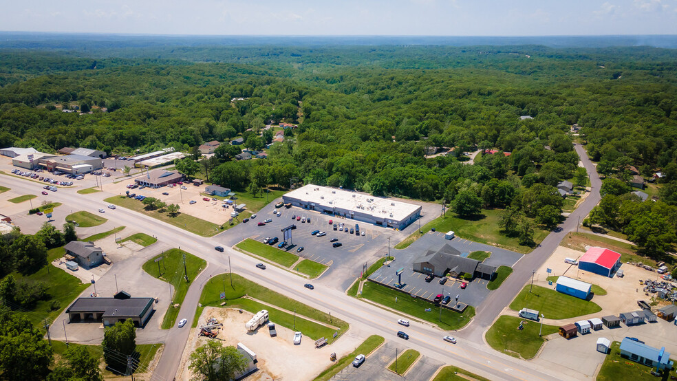401 N Main St, Gravois Mills, MO à louer - Aérien – Image 3 sur 37