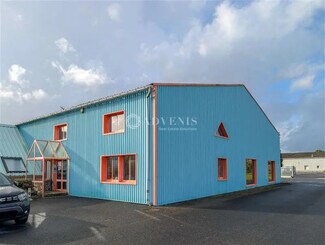 Plus de détails pour Local d'activités à louer