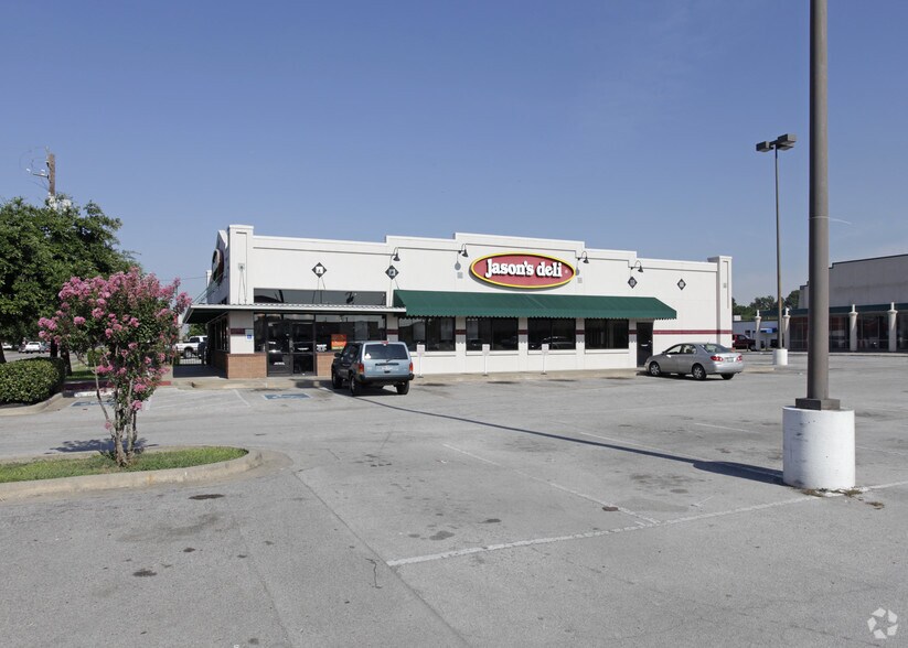 3901-3937 Spencer Hwy, Pasadena, TX à louer - Photo de l’immeuble – Image 2 sur 5