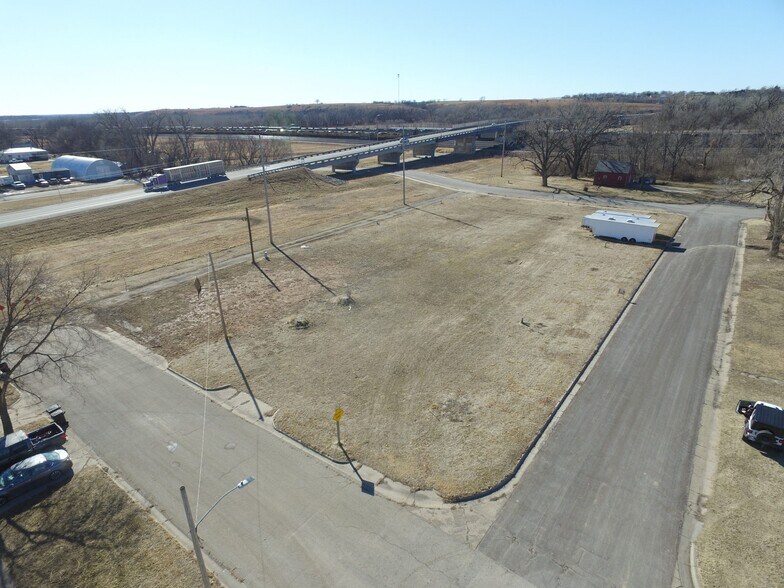 207 N 3rd St, Marysville, KS à vendre - Aérien – Image 2 sur 6