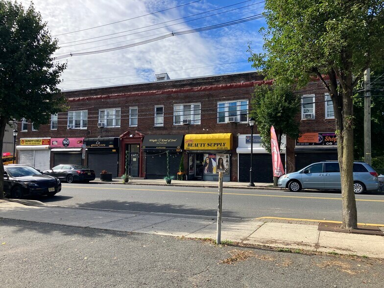 1586-1590 Maple Ave, Hillside, NJ à vendre - Photo de l’immeuble – Image 2 sur 10