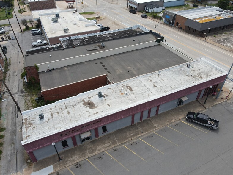 628 4th St, Healdton, OK à vendre - Photo de l’immeuble – Image 2 sur 23