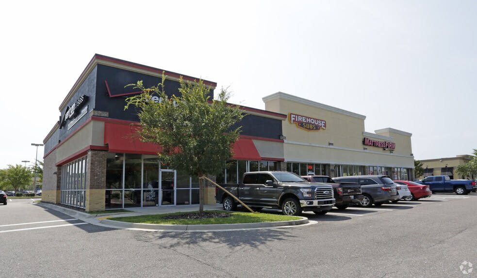 6331 Roosevelt Blvd, Jacksonville, FL à louer - Photo principale – Image 1 sur 6